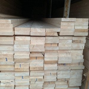 Строганная доска из сосны Сорт 1 40x100x6000 мм